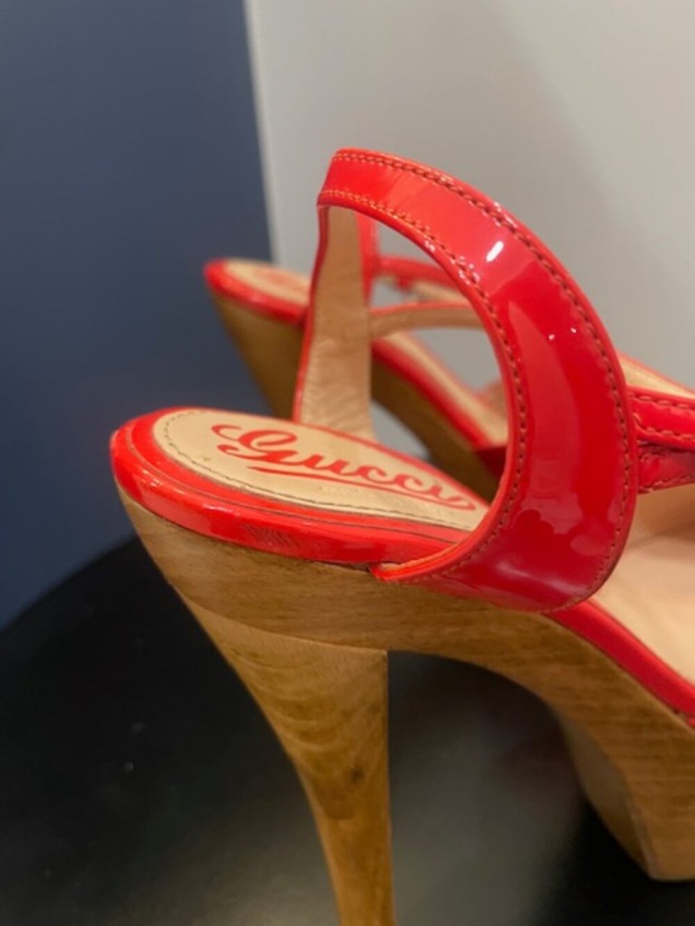 TITLE: Gucci Red/Orange Patent Platform Heels EU 36 Y2K Wooden Heel Pumps - Picture 4 of 14